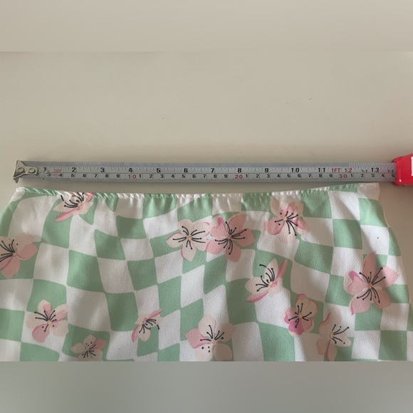 Hollister green checkered floral skirt - Picture 4 of 7